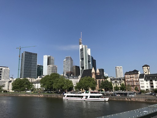 Paris_Bruxelles_Frankfurt-07-010.jpg