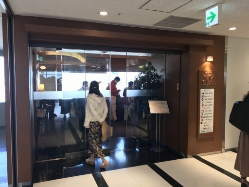 hk-my-tpe-01-001.jpg