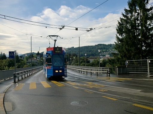 swiss-4-024.jpg